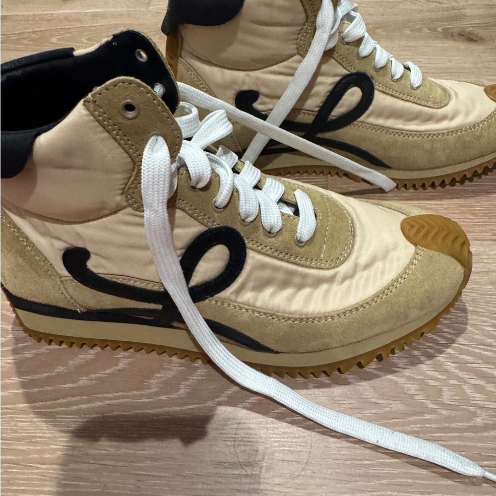 LOEWE - Beige Textured Sole - Picture 4 of 6